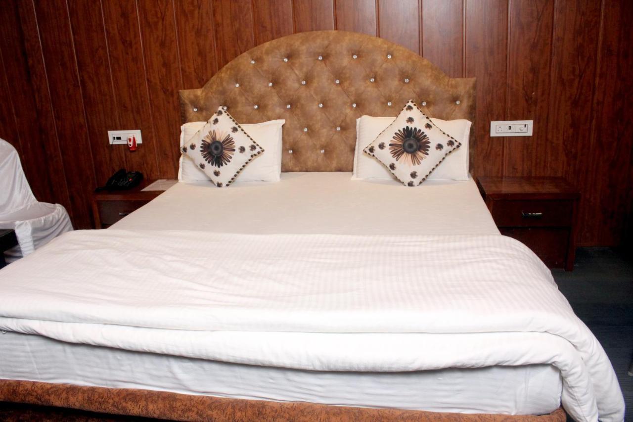Maharaja The Royal Resort Thane Eksteriør billede