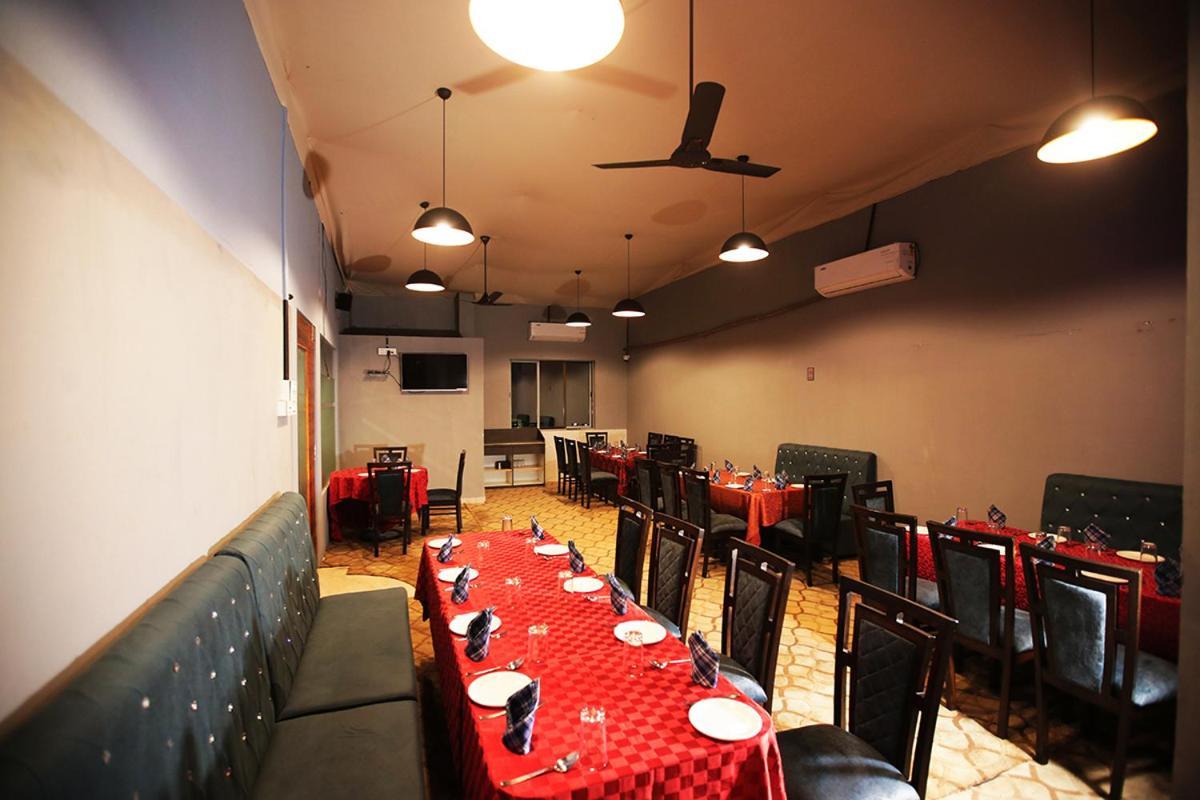 Maharaja The Royal Resort Thane Eksteriør billede