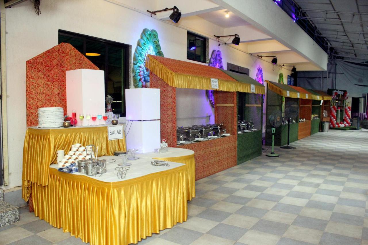 Maharaja The Royal Resort Thane Eksteriør billede