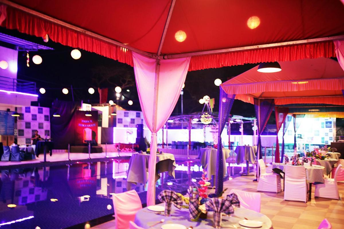 Maharaja The Royal Resort Thane Eksteriør billede