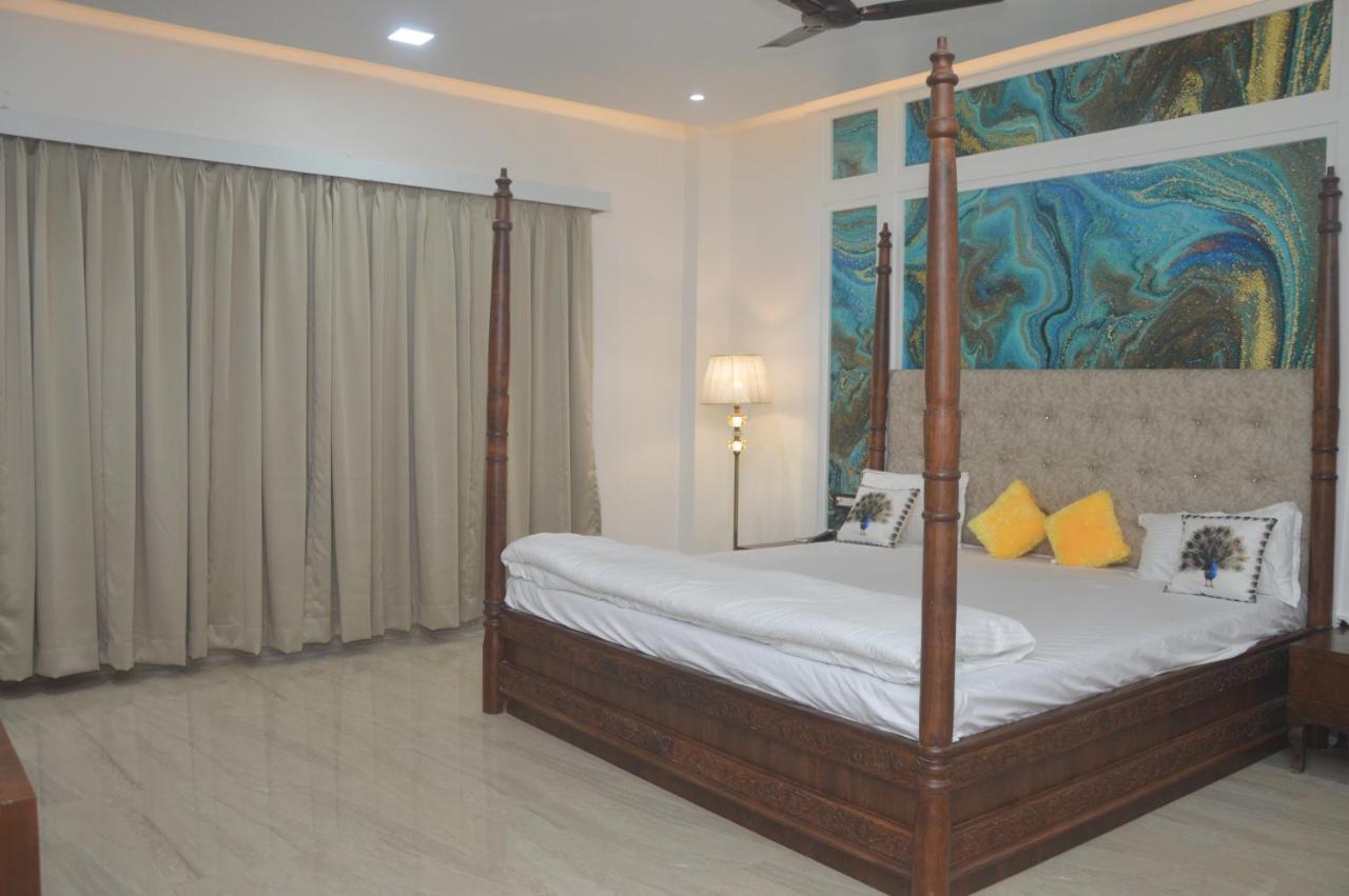 Maharaja The Royal Resort Thane Eksteriør billede
